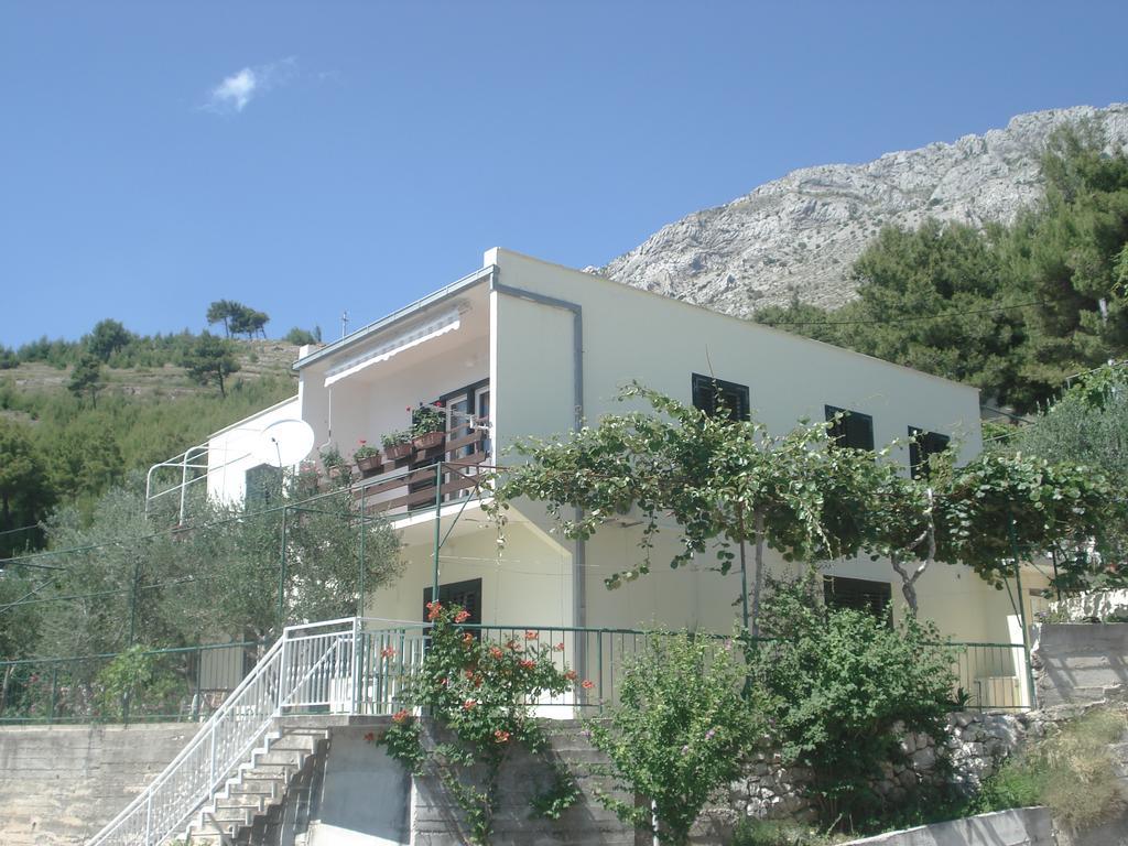 Apartments Smiljana Omiš Exterior foto