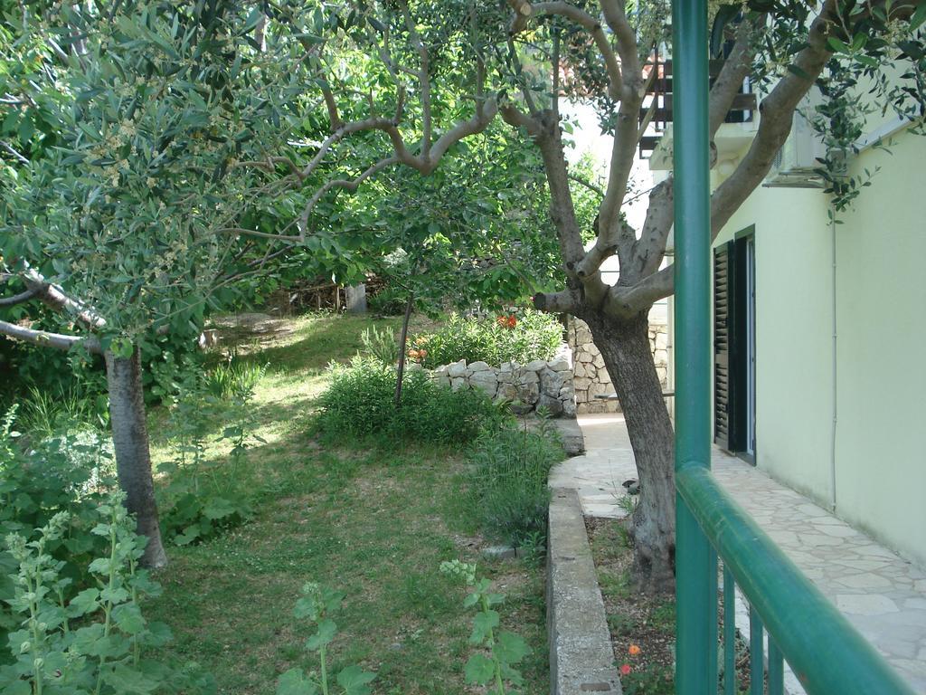 Apartments Smiljana Omiš Exterior foto