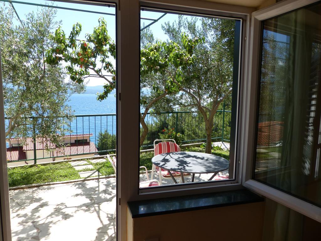 Apartments Smiljana Omiš Exterior foto
