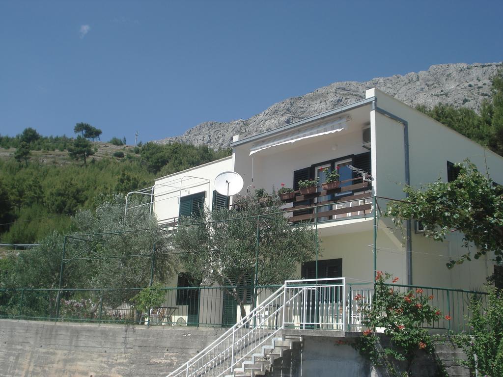 Apartments Smiljana Omiš Exterior foto