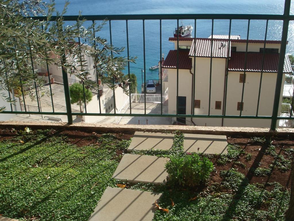 Apartments Smiljana Omiš Exterior foto